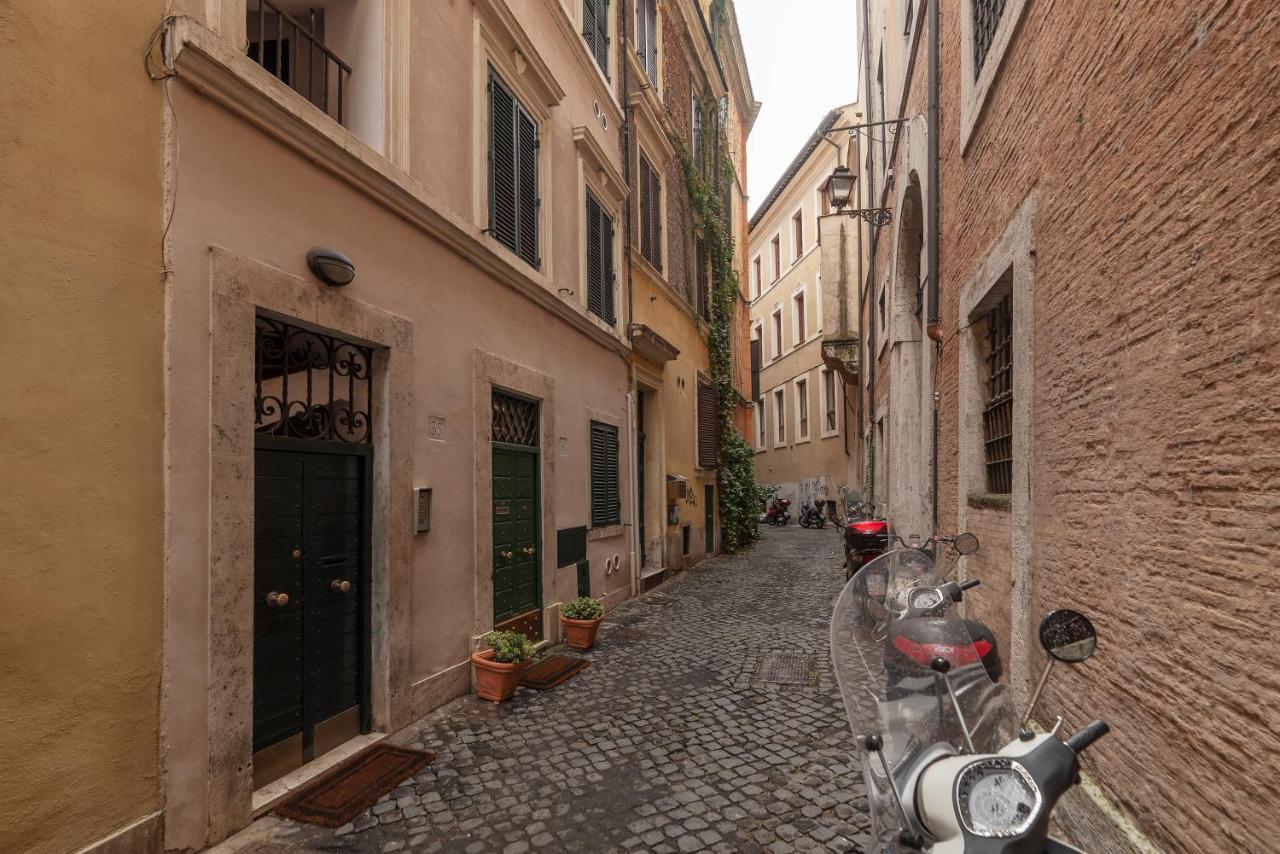 Piazza Navona Cozy And Studio Apartment Rom